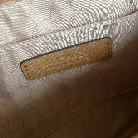 MK clutch - Picture 7 of 9